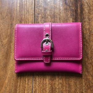 Coach small pink wallet with buckle. NWOT-New without tags